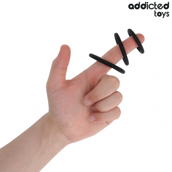 Addicted Toys Malli 2 -penisrengassetti, kolme silikonirengasta