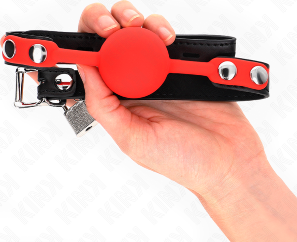 Kink 4 cm pallosuukapula lukolla ja hihnalla