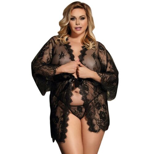 Yöpaita SUBBLIME QUEEN PLUS SIZE Kukka-pitsillä ja leveillä hihoilla